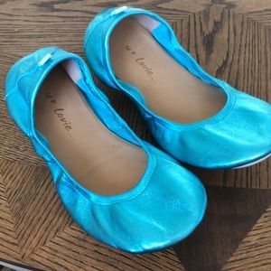 Loviepearl woman’s foldable ballet flats